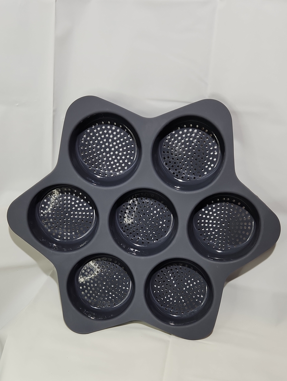 7-Cavity Perforated Silicone Hamburger Bun Pan/Tray (Up To 446°F)